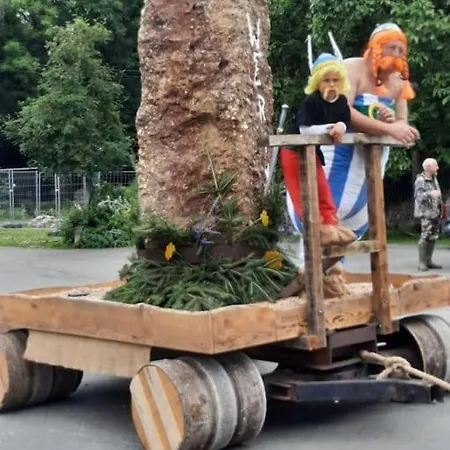 Le Menhir Bleu, 2 Personnes De Plain-pied A Weris 펜션