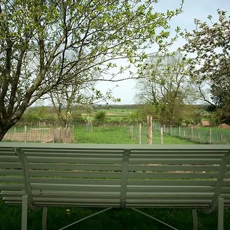 Le Menhir Bleu, 2 Personnes De Plain-pied A Weris 펜션 *